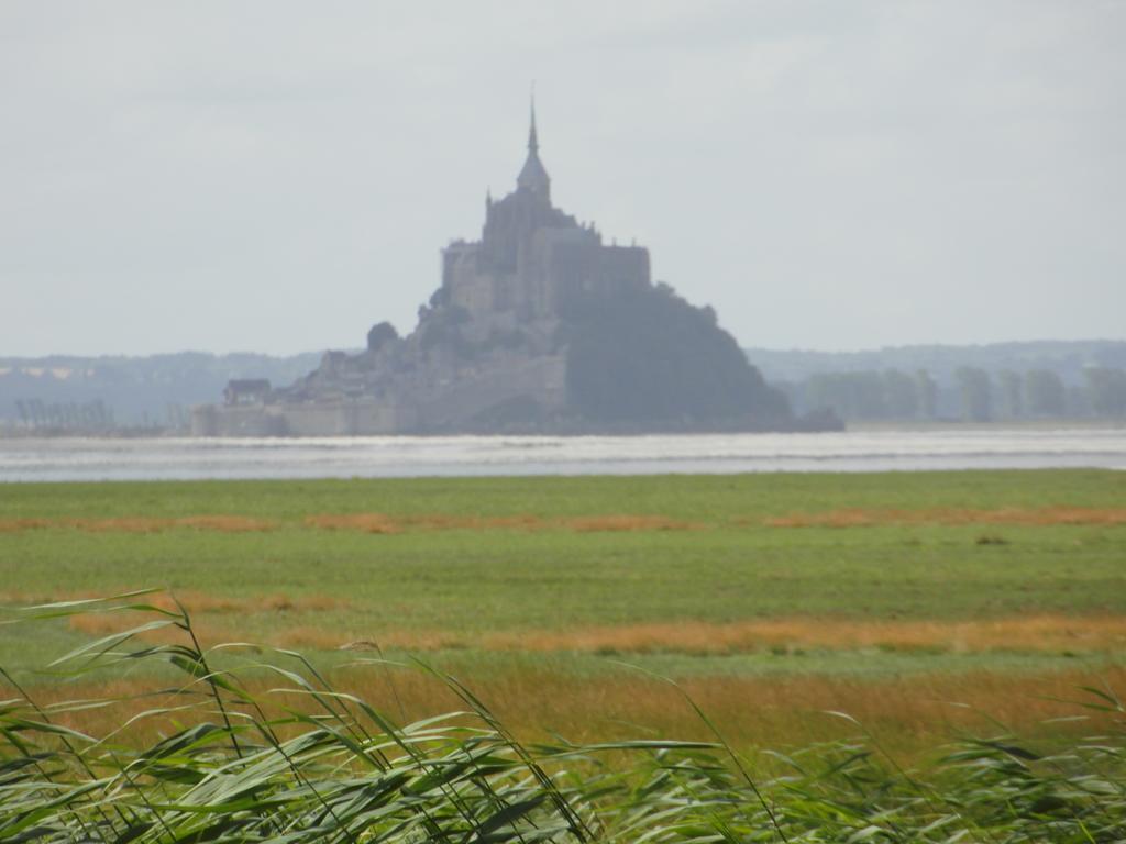Willa Les Hirondelles De La Baie Vains Zewnętrze zdjęcie